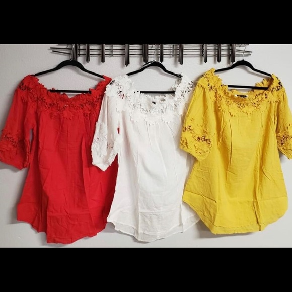 Plus Red blouse - Picture 2 of 2